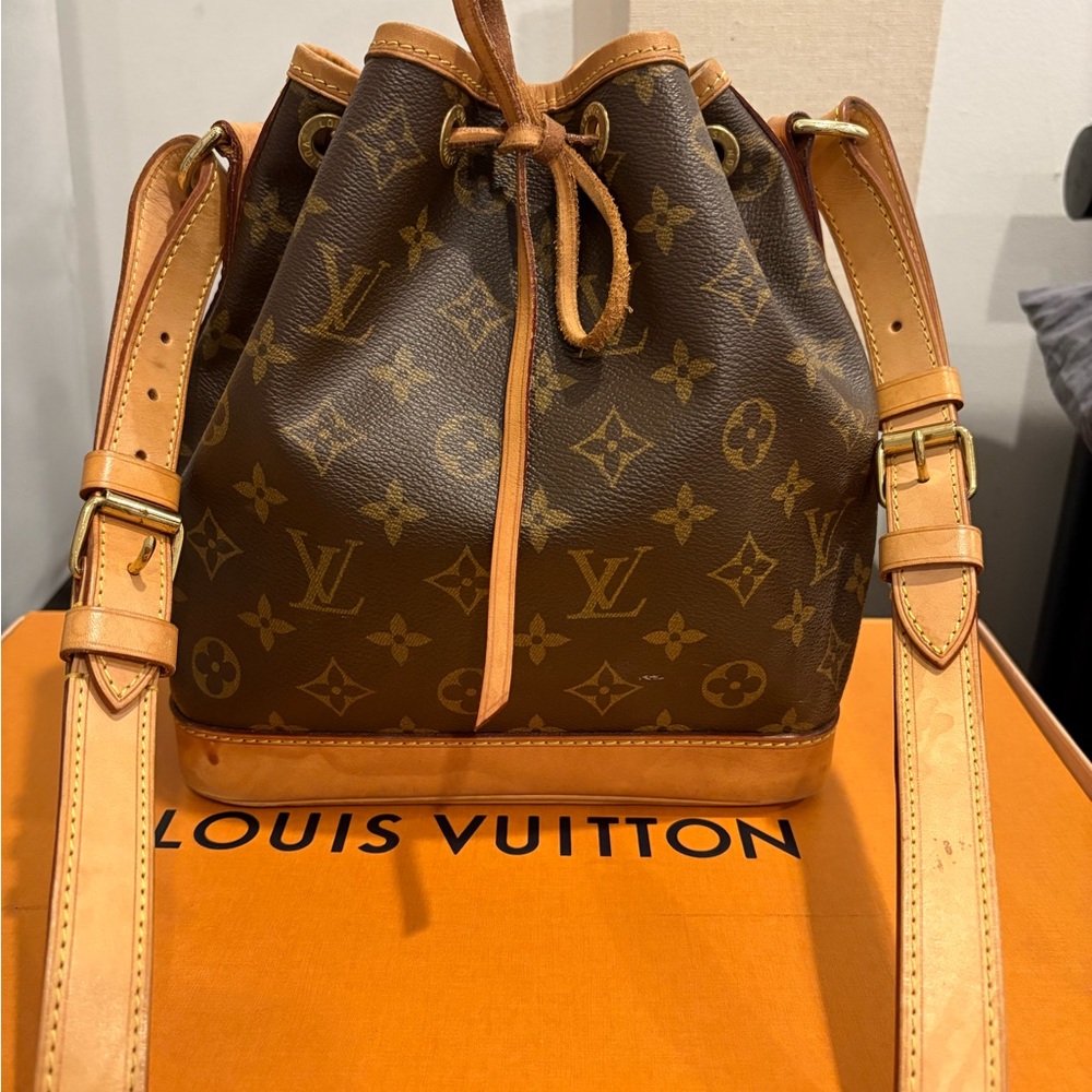 Louis Vuitton bag - Picture 6 of 13